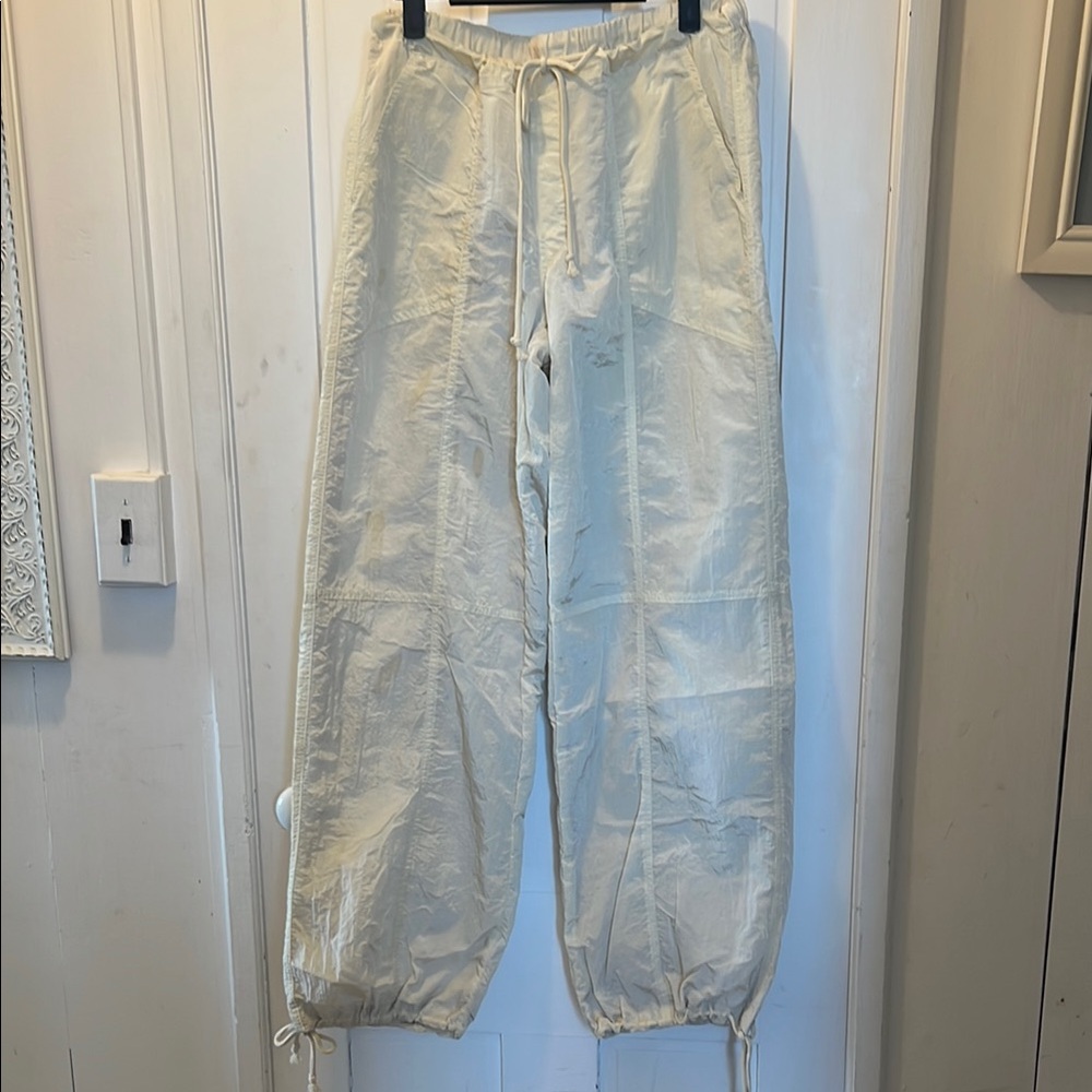 Women’s Cream Drawstring Pants